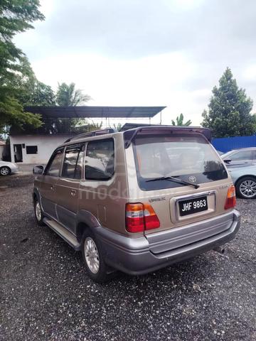 Toyota UNSER 1.8 LGX (A) 2003 CUN - 2