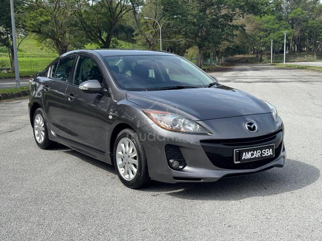 Mazda 3 1.6 SPORT (A) ONE OWNER - 4