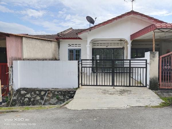 Single Storey Terrace House Taman Desa Pelangi Mantin Negeri Sembilan 1