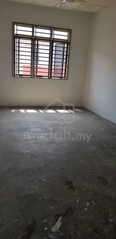 Flat Taman Pelangi Indah 1