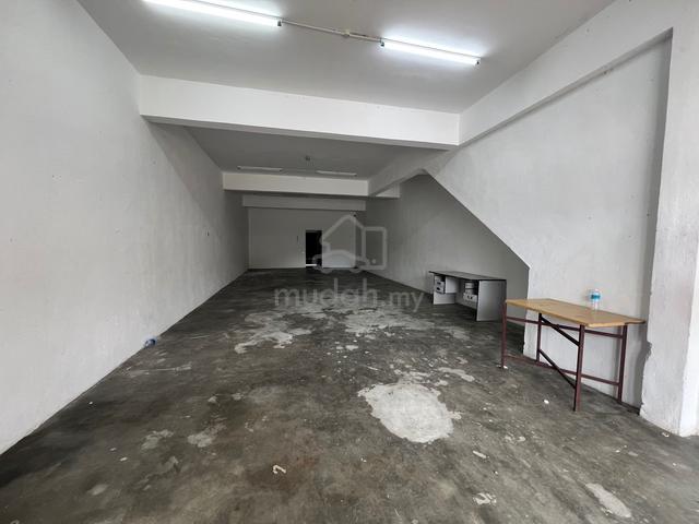 Alma 2 Storey Shop For Rent l Suit for Store 1