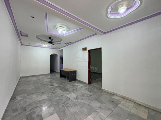 Selesa Jaya Skudai single storey house for rent 1