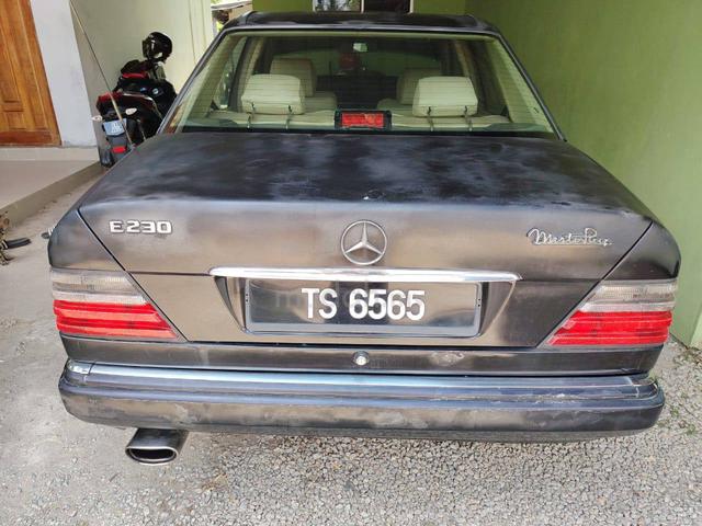 1995 Mercedes Benz 230E 2.3 (A) - 2