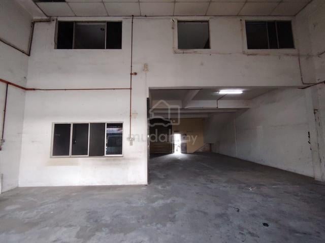 Selayang Batu Caves (34x80/1.5 Storey/Original Condition/Ready 1