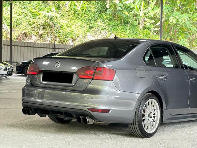 VOLKSWAGEN JETTA 1.4 TSI TURBO (A) Loan / Cash ! - 4