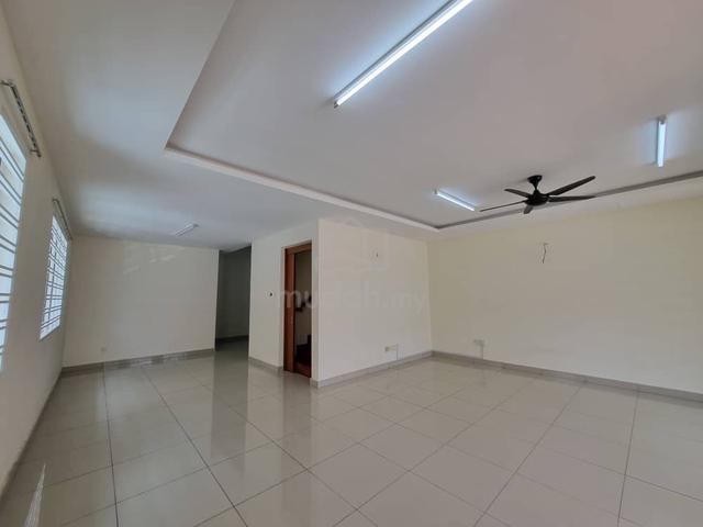 Goodview Heights Gated&Guarded End Lot Double Storey For Sale,Kajang 1
