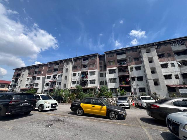 Flat PKNS Seksyen 16 1