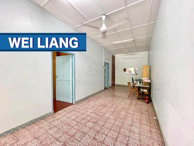 1 Terrace [1620sf] 80FT LENGTH l WALKING DISTANCE MARKET l Air Itam 1