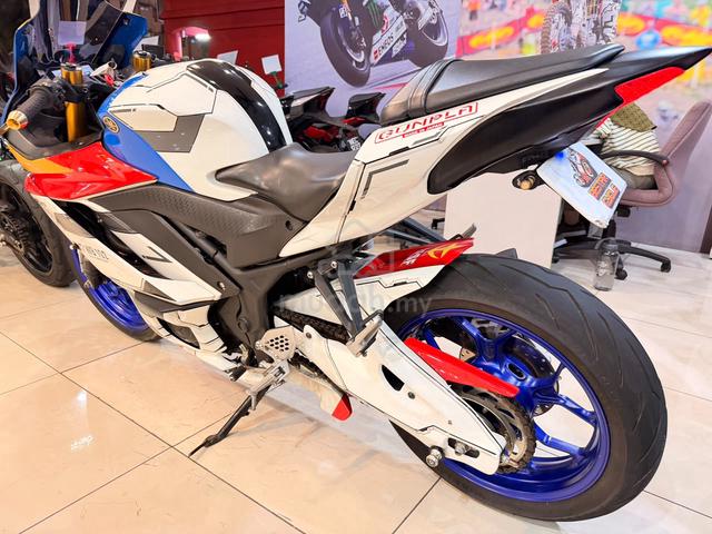 2023 YAMAHA R25 V3 ABS Hugger Gunpla Pirelli 16K✅ - photo 7 of 10