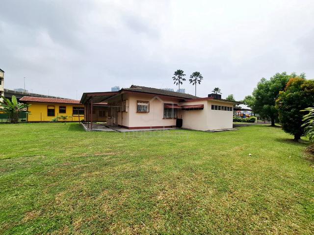For rent Bungalow in Taman Kanagapuram Old Klang Road (OKR) 1