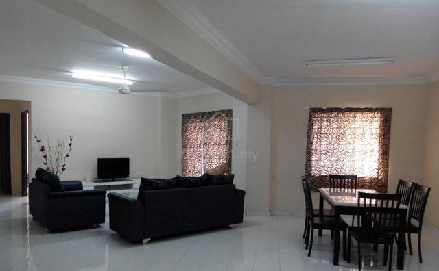Seri Mutiara Apartments (Seri Alam) 1