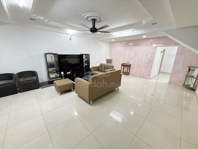 Fully Furnished Immediate Move-In 2 Storey House Bukit Tinggi Klang 1