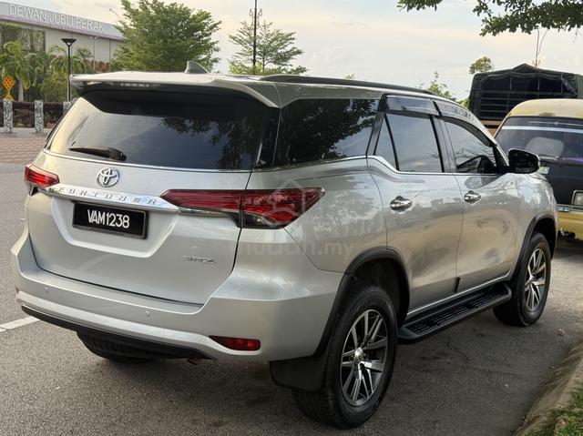2017 Toyota FORTUNER 2.7 SRZ 4x4 (A) - 4