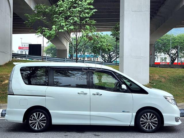 CLEAR STOCK 🔥 Nissan SERENA 2.0 S-HYBRID PREMIUM - 3