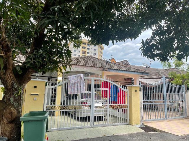 FULL LOAN 💯 1 Storey Taman Jasmin Kajang 1