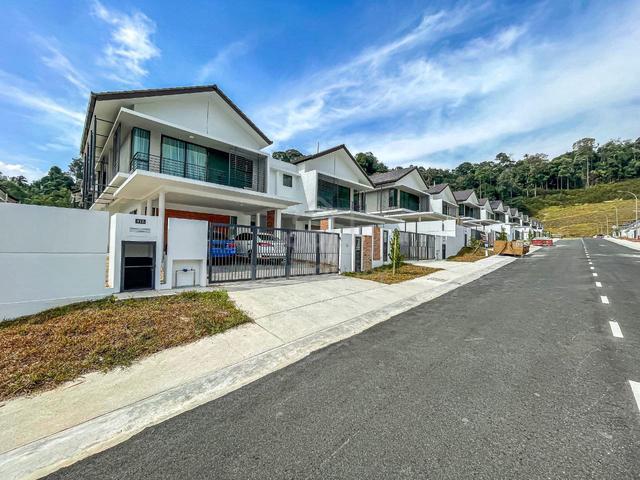 Semi D GreenHill Park Seksyen U10 Shah Alam near Uitm Puncak Alam 1