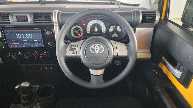2012 Toyota FJ 4.0 CRUISER (A) Full Accessories! - 4