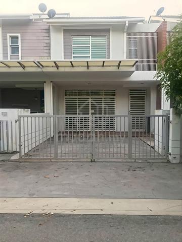 Double Storey House for Sale at Laman Bakawali, Kota Seriemas Nilai 1