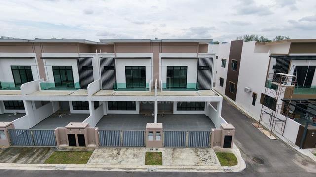 Clearance unit, Skudai 22x70_ Freehold& Free legal fees and stamp duty 1