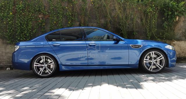 2011 BMW M5 4.4 Twin Turbo (CBU) (A) F10 - 5