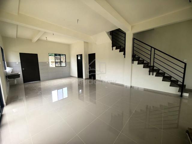 Prime Location｜Indah Jaya Mile 4｜Exquisite Terrace House｜999 Leasehold 1