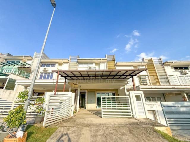 [RENOVATED EXTEND]Double Storey Terrace, TTDI Grove Kajang 1