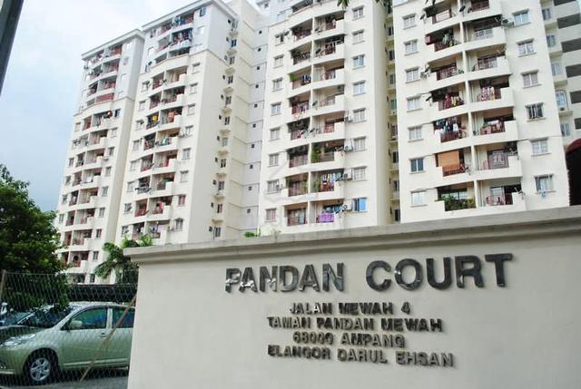 Pandan Court 1