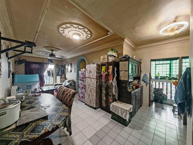 Laksamana Puri Condominium 1