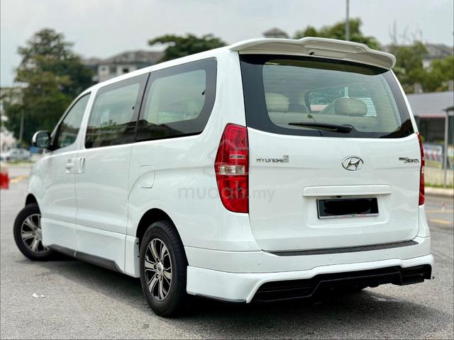 Hyundai GRAND STAREX 2.5 DIESEL TURBO 2019 - 4