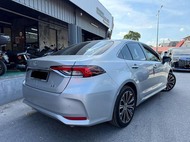 2021 Toyota COROLLA ALTIS 1.8 G F/S/R Full Loan - 2