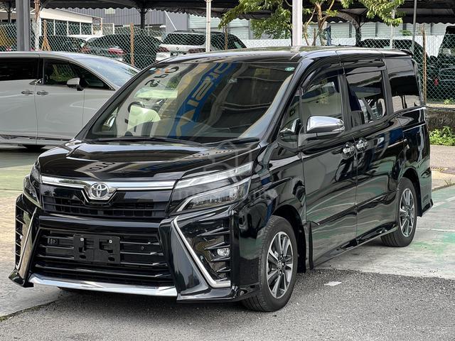 PROMOTION 2021 Toyota VOXY 2.0 ZS KIRAMEKI II MPV - 1