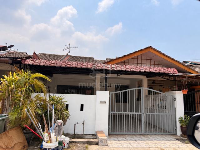 Selangor Puchong Freehold 1-Storey Terraced House For Sale 1