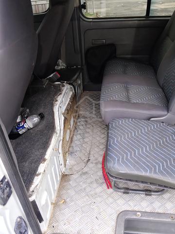 2013 Nissan URVAN 3.0 WINDOW VAN (M) - 4