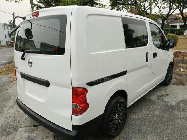 2022 Nissan NV200 1.6 (M) Semi Panel Van - 3