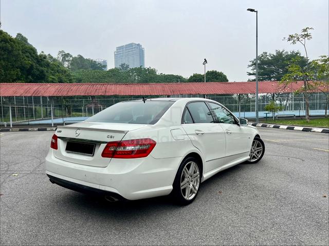 2010/2011 MERCEDES Benz E250 1.8 (A) CGI AMG - 2
