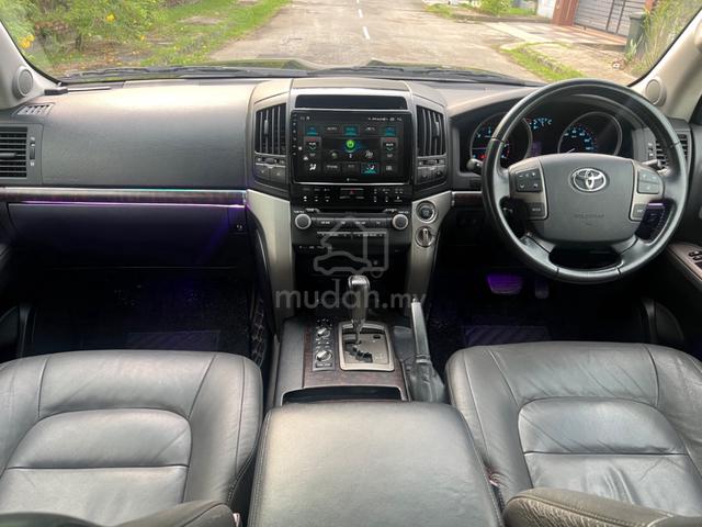 2010 Toyota LANDCRUISER 4.5 (A) - 5