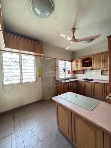 Commercial Title Greenlane Jalan Masjid Negeri 2sty Semi D 4754sf 4