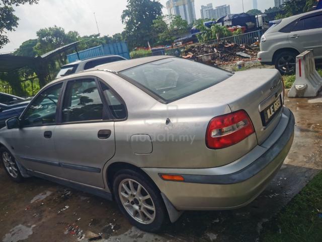 2001 Volvo S40 2.0 (A) - 2