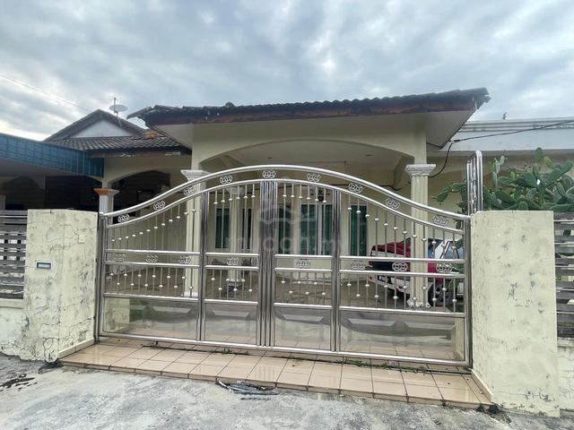 [Hot Area 🔥] Semi-D Setingkat Corner Lot Taman Sri Temenggong, MUAR 1