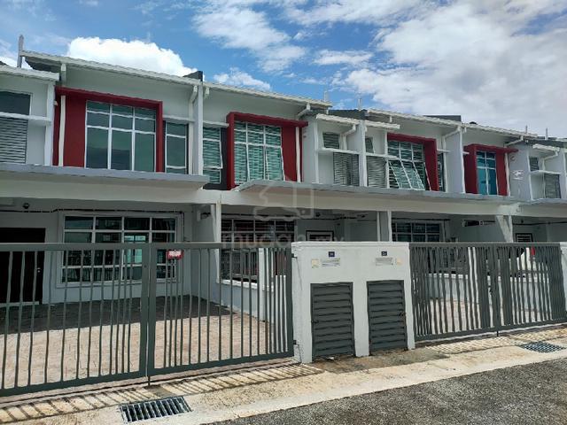 2 Sty Maple Bandar Hillpark Meranti Olives Cherry Pines Puncak Alam 1