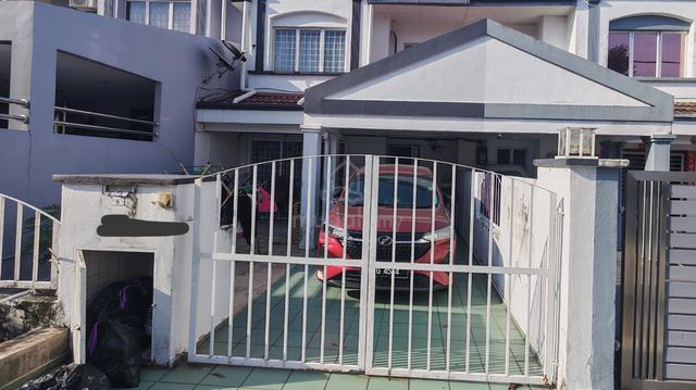Taman impian indah double story house for sale 1