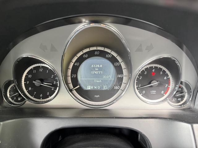 2010 Mercedes Benz E250 1.8 COUPE AMG HARGA LELONG - 4
