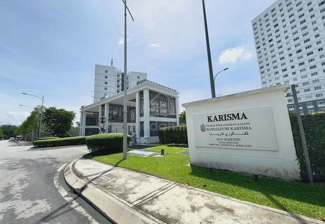 Karisma @ Eco Majestic 1