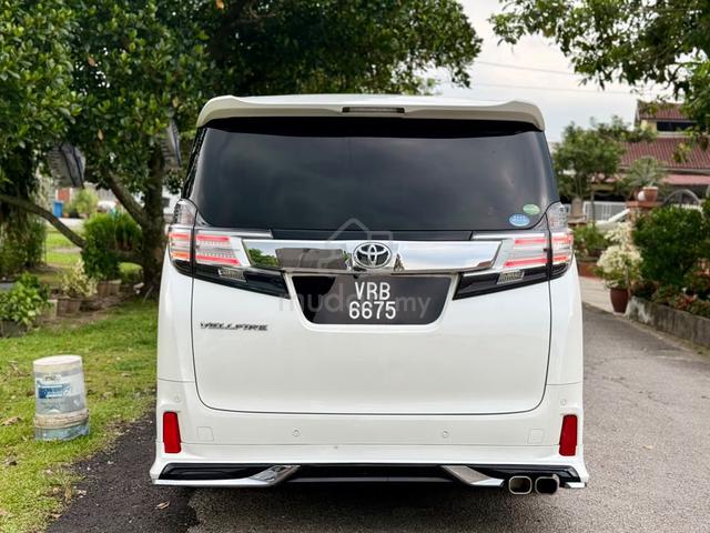 ON THE ROAD 2016 Toyota VELLFIRE 2.5 (A) - 5