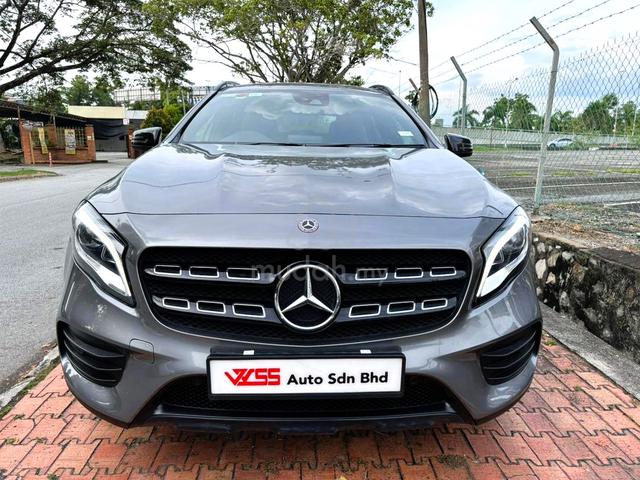 Mercedes Benz GLA 200 1.6 NIGHT EDITION GLA200 - 4