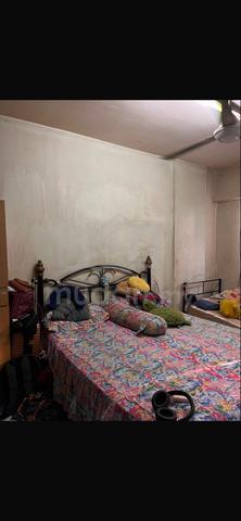 Room for rent 1