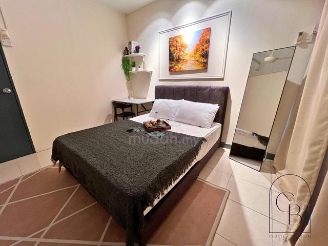 Direct linkbridge 1 mins walking distance to MRT station 1