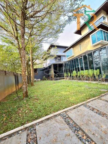 Imperiale Residence 3 Storey Semi Detached House for Sale 1