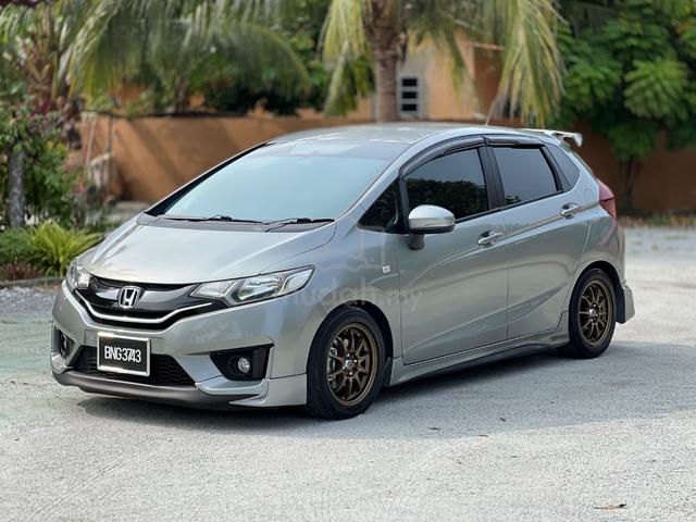 2015 Honda JAZZ 1.5 E (A) - 4