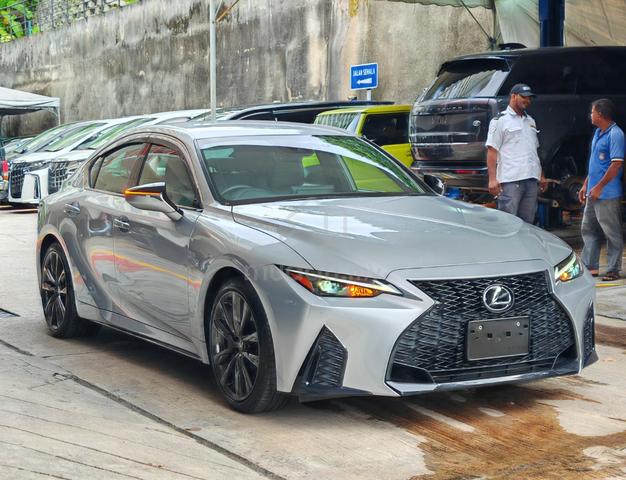 2023 MARK LEVISON+ Lexus IS300 F-SPORT 2.0T IS 300 - 1